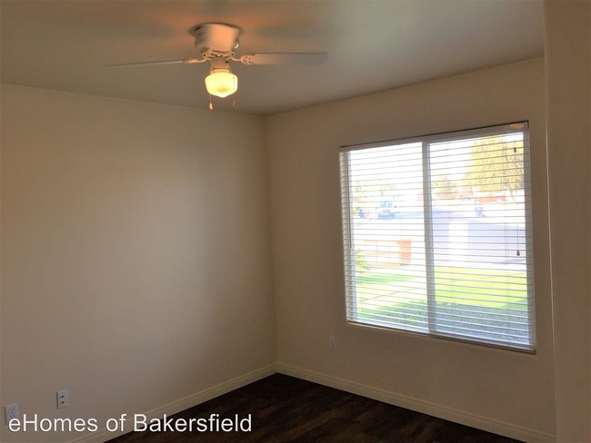 Building Photo - 3 br, 2 bath House - 5807 Via Marisol
