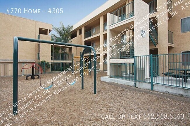 Building Photo - Gated Upper 2 Bedroom w/plank floors, balc...