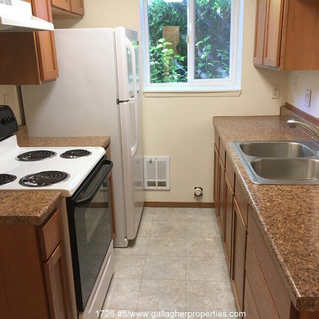 Foto del edificio - 1726 NW 62nd St