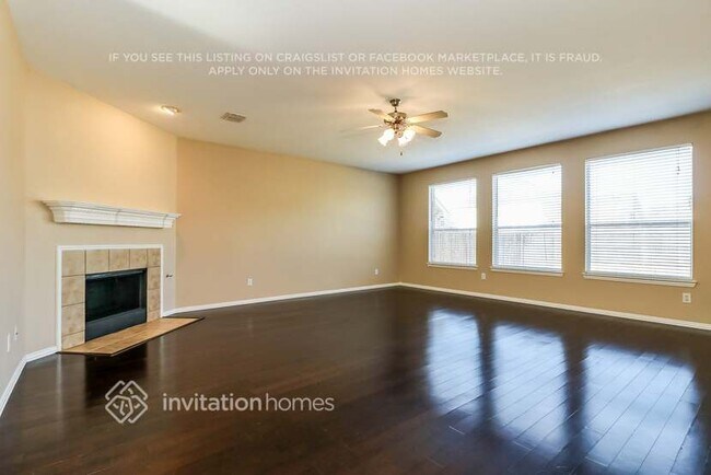 Building Photo - 12301 Macaroon Ln