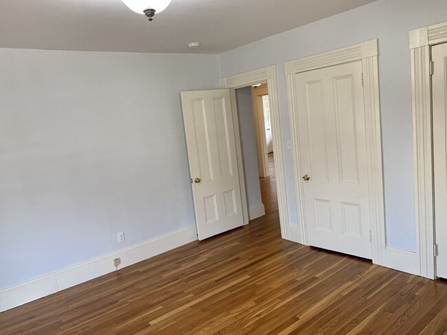 Building Photo - 85 Andover Dr