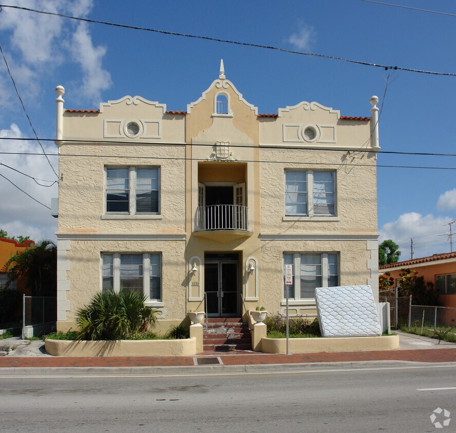 Foto del edificio - 1321 SW 7th St