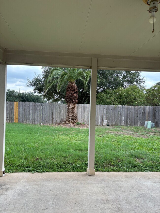 Building Photo - 3207 Sunny Meadows Ln