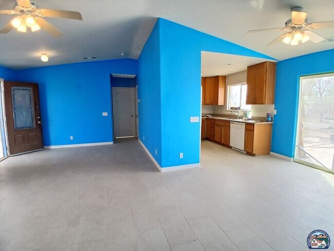 Foto del edificio - 2377 Sand Knoll Ave