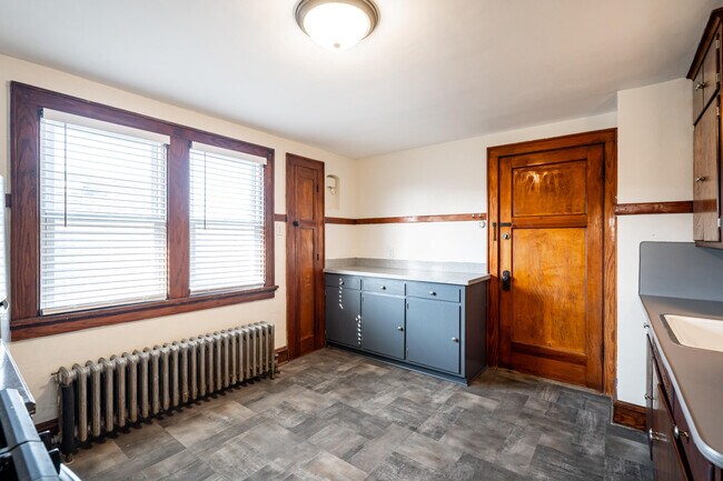 Foto del edificio - 2213 S 72nd St