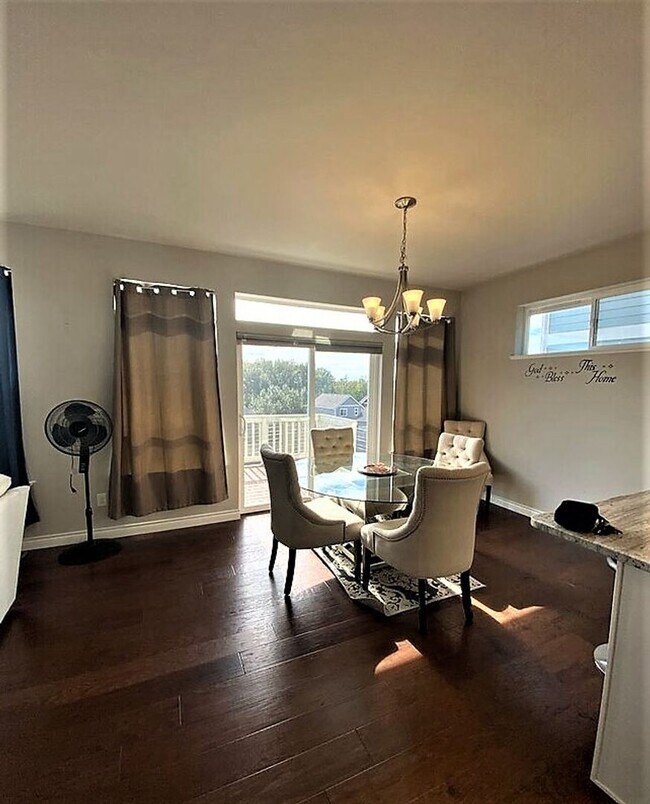 Foto del edificio - 4318 Blackstone Wy