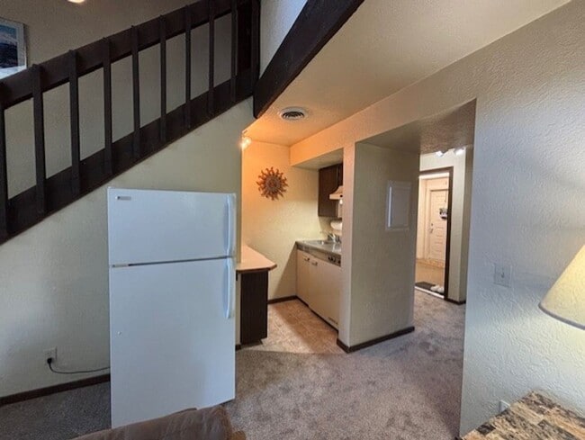 Building Photo - 18 Kitty Hawk