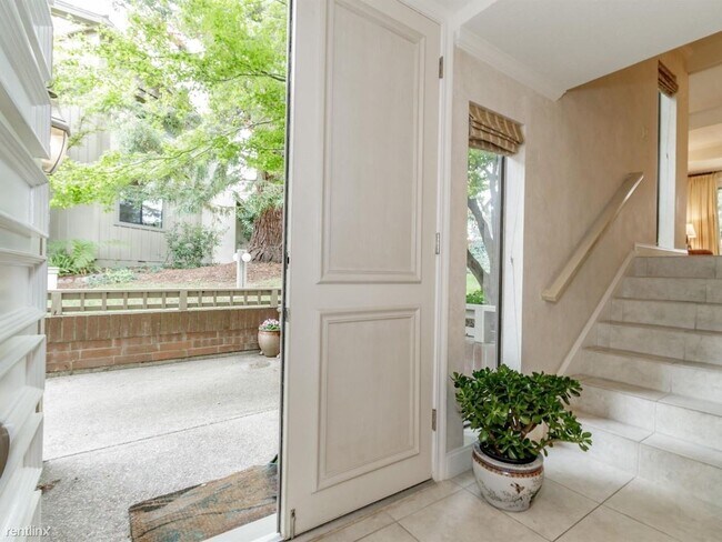 Foto del edificio - 3 br, 2.5 bath Townhome - 626 Sand Hill Ci...