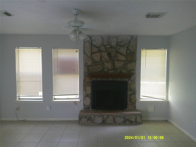 Building Photo - 5810 Twisted Pine Ct
