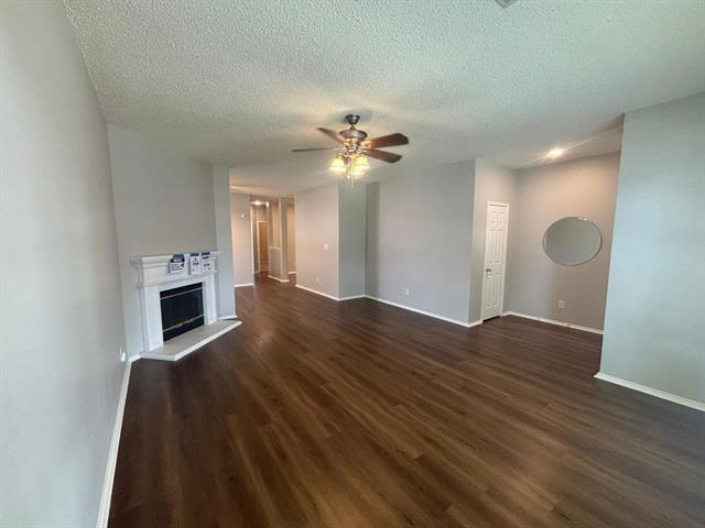 Foto del edificio - 2208 Wildwood Ln