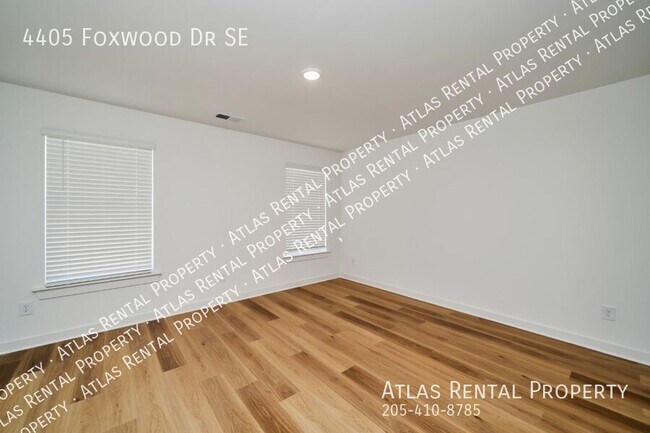Building Photo - 4405 Foxwood Dr SE