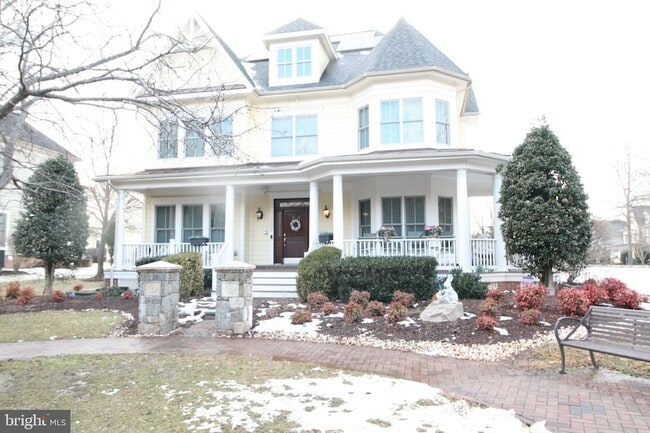 Photo - 102 Bullard Cir House