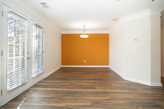 Foto del edificio - 84 Barrington Pl