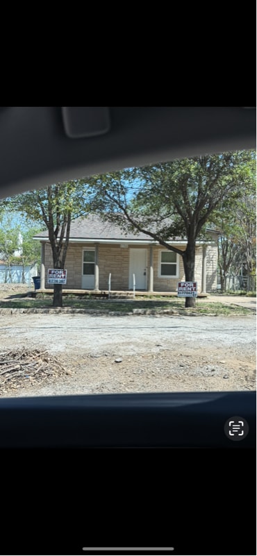 Photo - 1388 Hartsdale Dr House