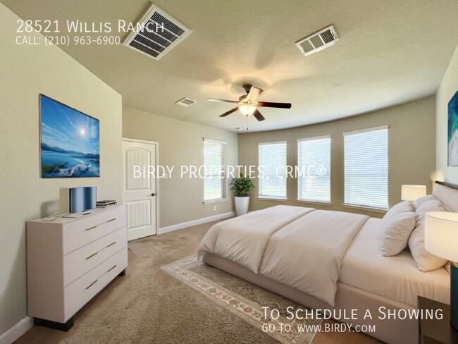 Foto del edificio - "Luxurious 4-Bedroom Home with Fireplace –...