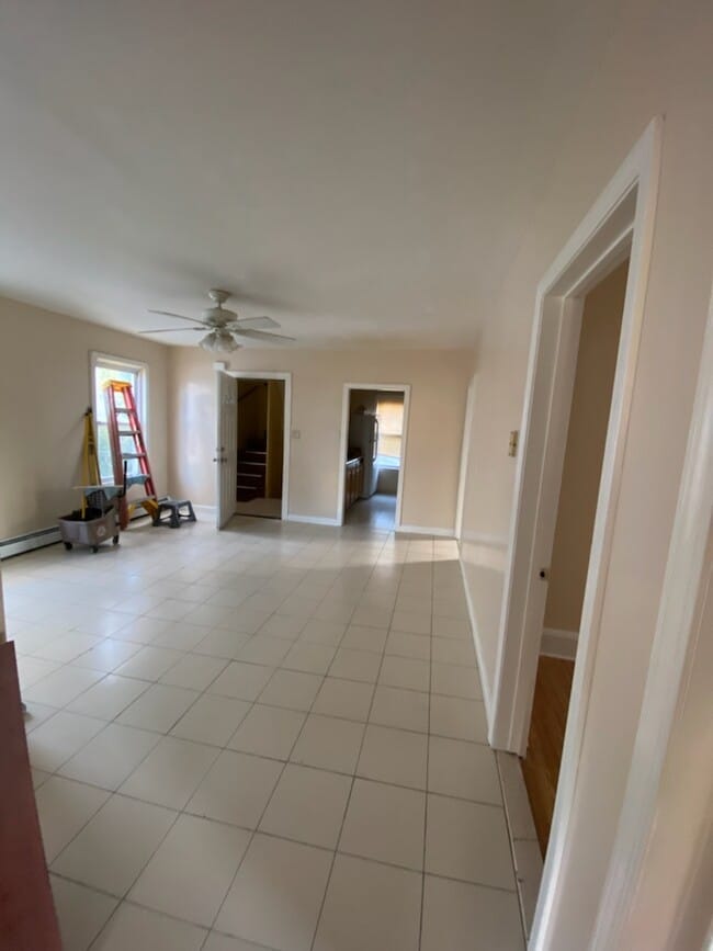 Dining room - 270 Sayles Ave