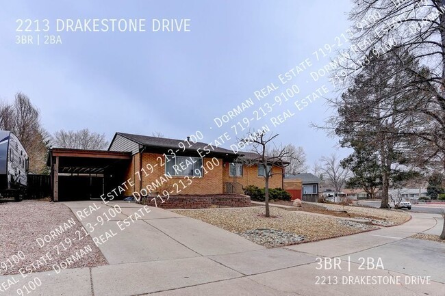 Foto del edificio - 2213 Drakestone Dr