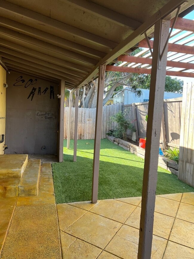 Building Photo - Ridgeway House- 4 Bedroom/ 2 Bath House in National City.