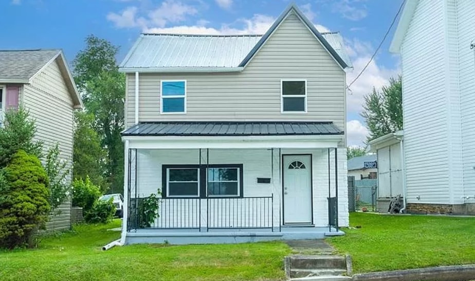 Primary Photo - 10 E Berkeley St