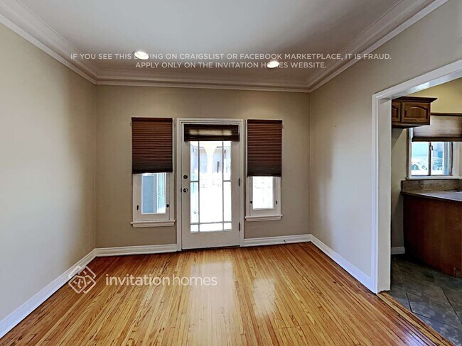 Foto del edificio - 1852 W 78th St