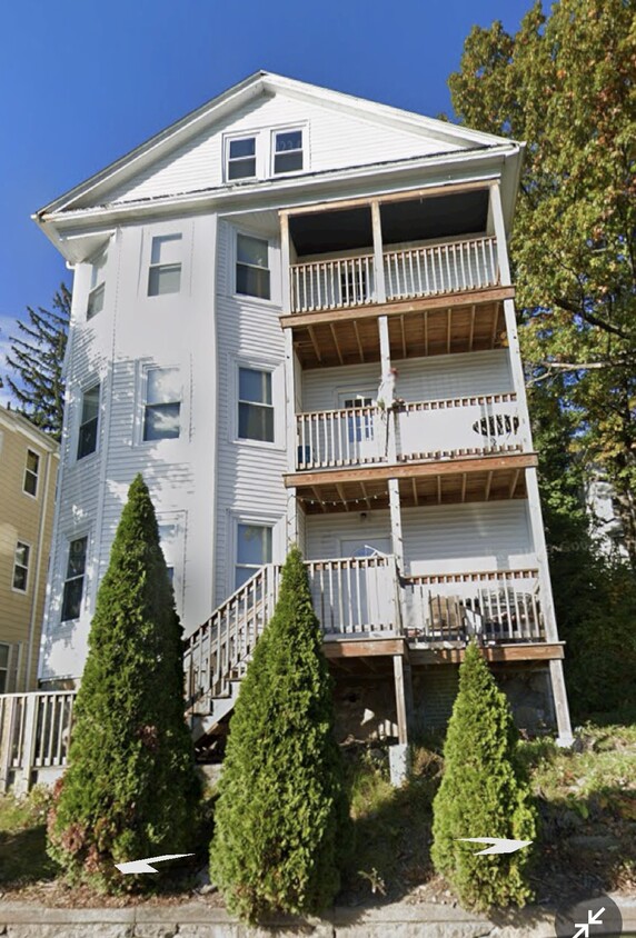 Primary Photo - 203 Belmont St