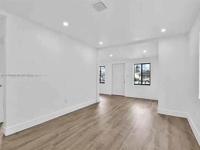 Building Photo - 2919 NW 92nd St