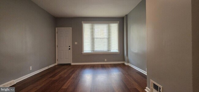 Foto del edificio - 1438 S Marston St
