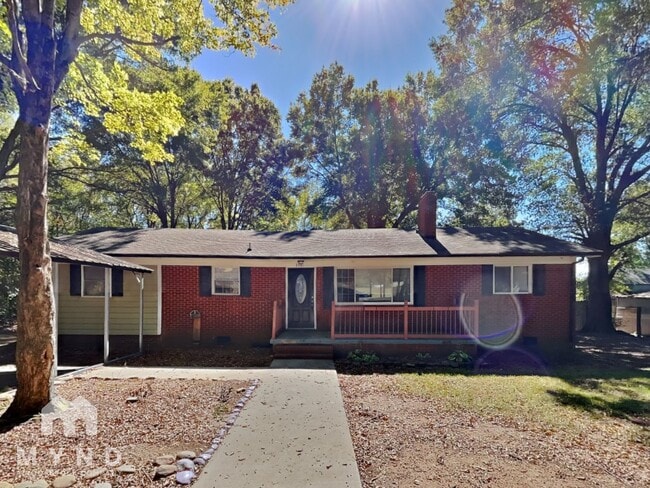 Building Photo - 3581 Travis Ln NW