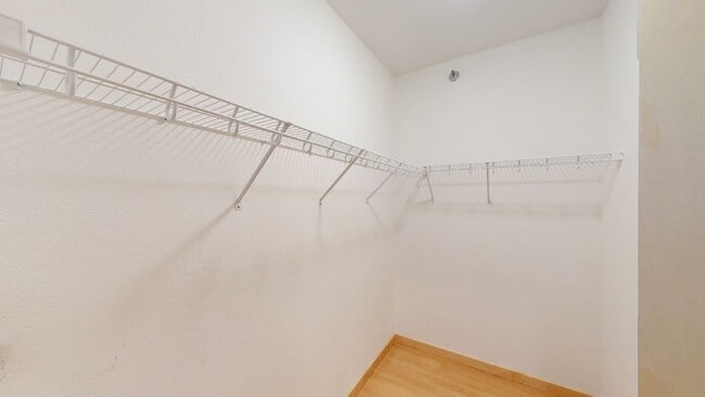 Interior Photo - Metro Crossing - Student Housing