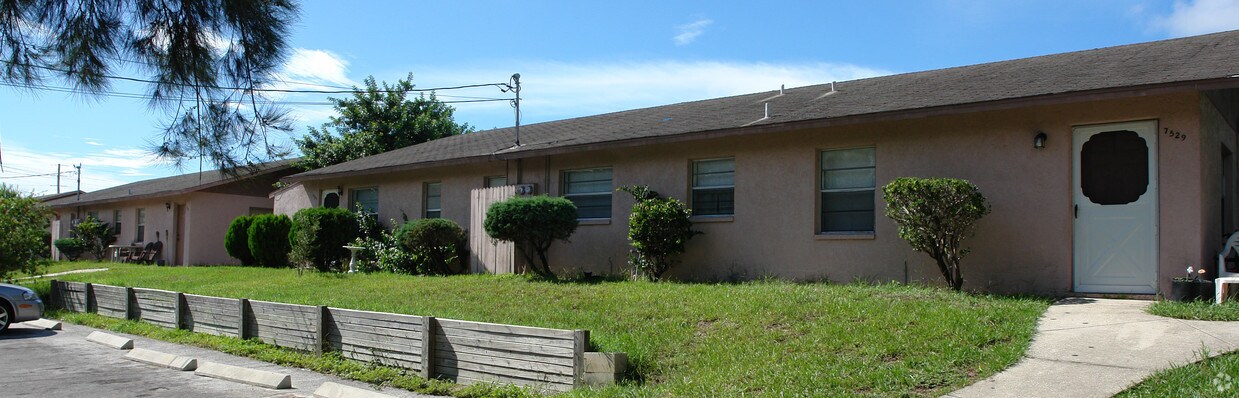 Primary Photo - 7531 Bazsuly Ct