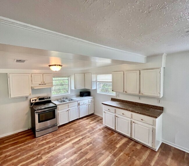 Foto del edificio - Moss Point 3 Bedroom