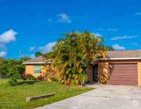 Building Photo - 3019 Sea Gate Cir