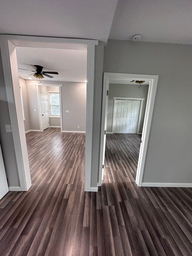 215 Mawdsley St Unit 1, Marine, IL 62061 Apartments in Marine, IL