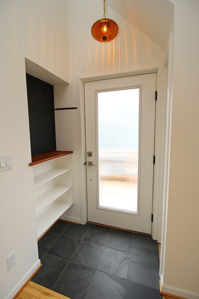 Foto del edificio - 5980 SE Steele St