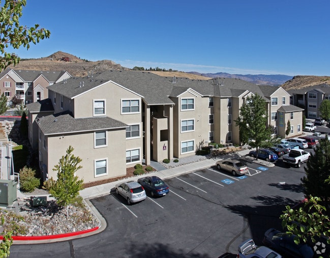 Building Photo - Vista Pointe Apartments