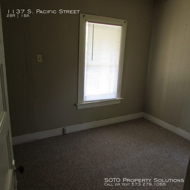 Building Photo - 2BD/1BA HUD Accepted House