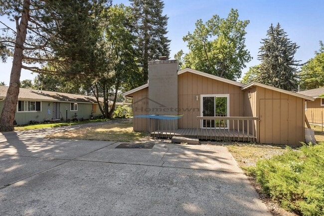 Building Photo - 342 W Davidson Ave