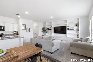 Building Photo - 7726 Fern Holw