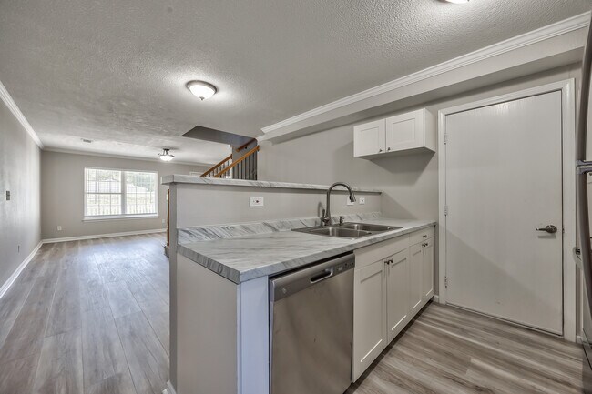 Foto del edificio - 1489 E 120th St