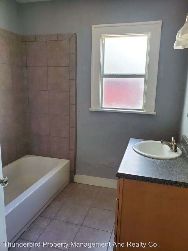 Foto del edificio - 1618 Coal Ave SE