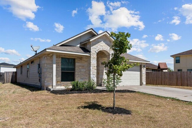 Foto del edificio - 12920 Snow Ln