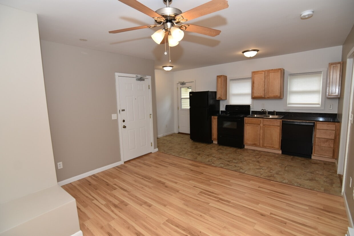 Primary Photo - 2625 3rd Ave