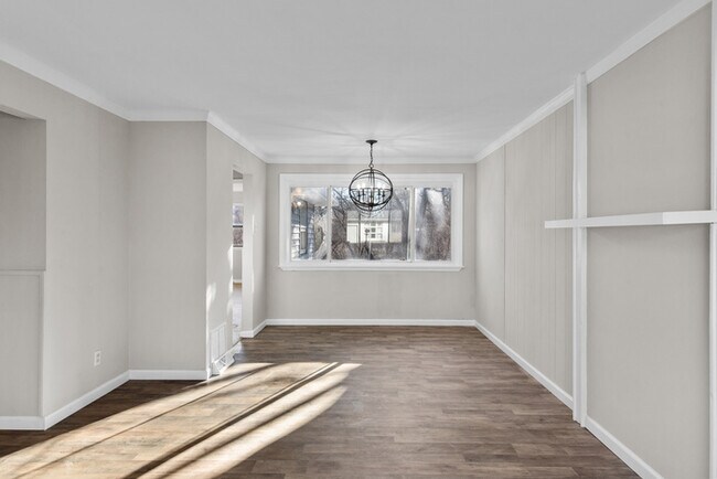Building Photo - Complete Renovation