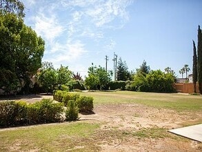 Building Photo - 9611 Mersham Ct