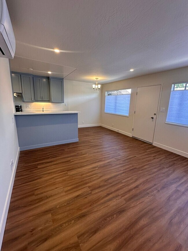 Foto del edificio - Coral Manor Apartments