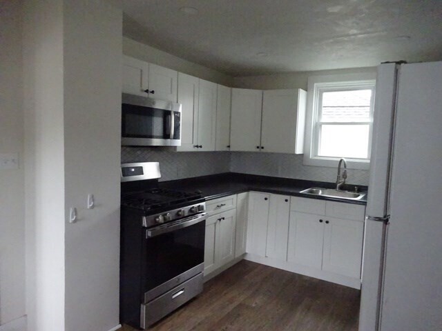 Building Photo - 34 Bayview St