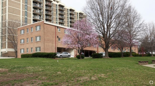 Key Apartments - 2112 Columbia Pike