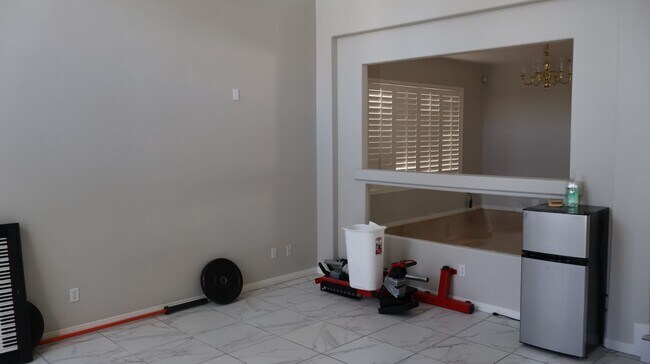 Foto del edificio - Nice 5 Bedroom House for rent in SW