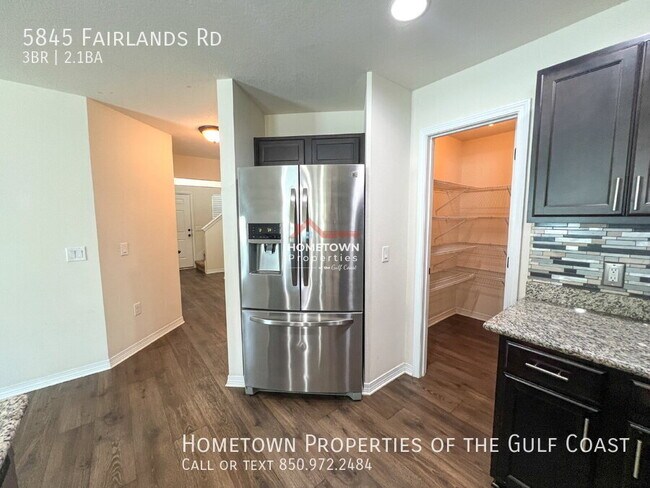 Building Photo - 5845 Fairlands Rd