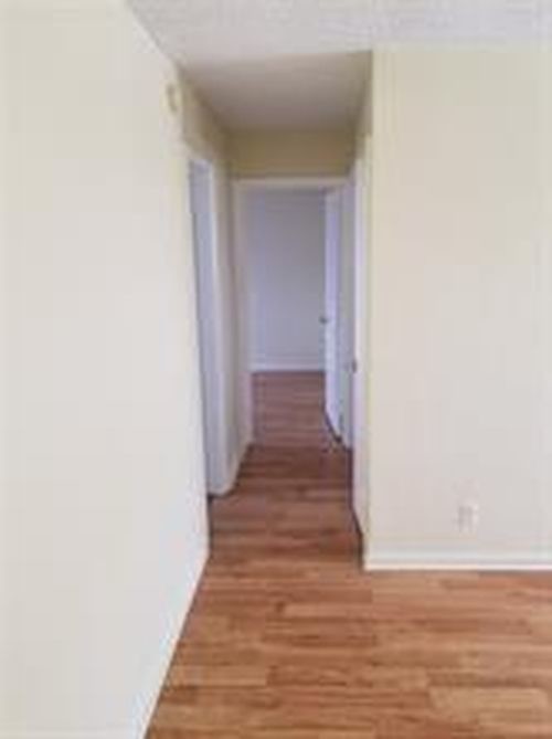 Foto del edificio - 3233 NE 10th St